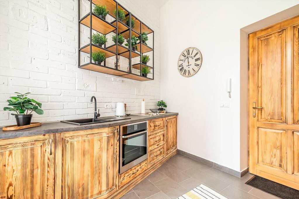 Brendon Design Home ブダペスト エクステリア 写真